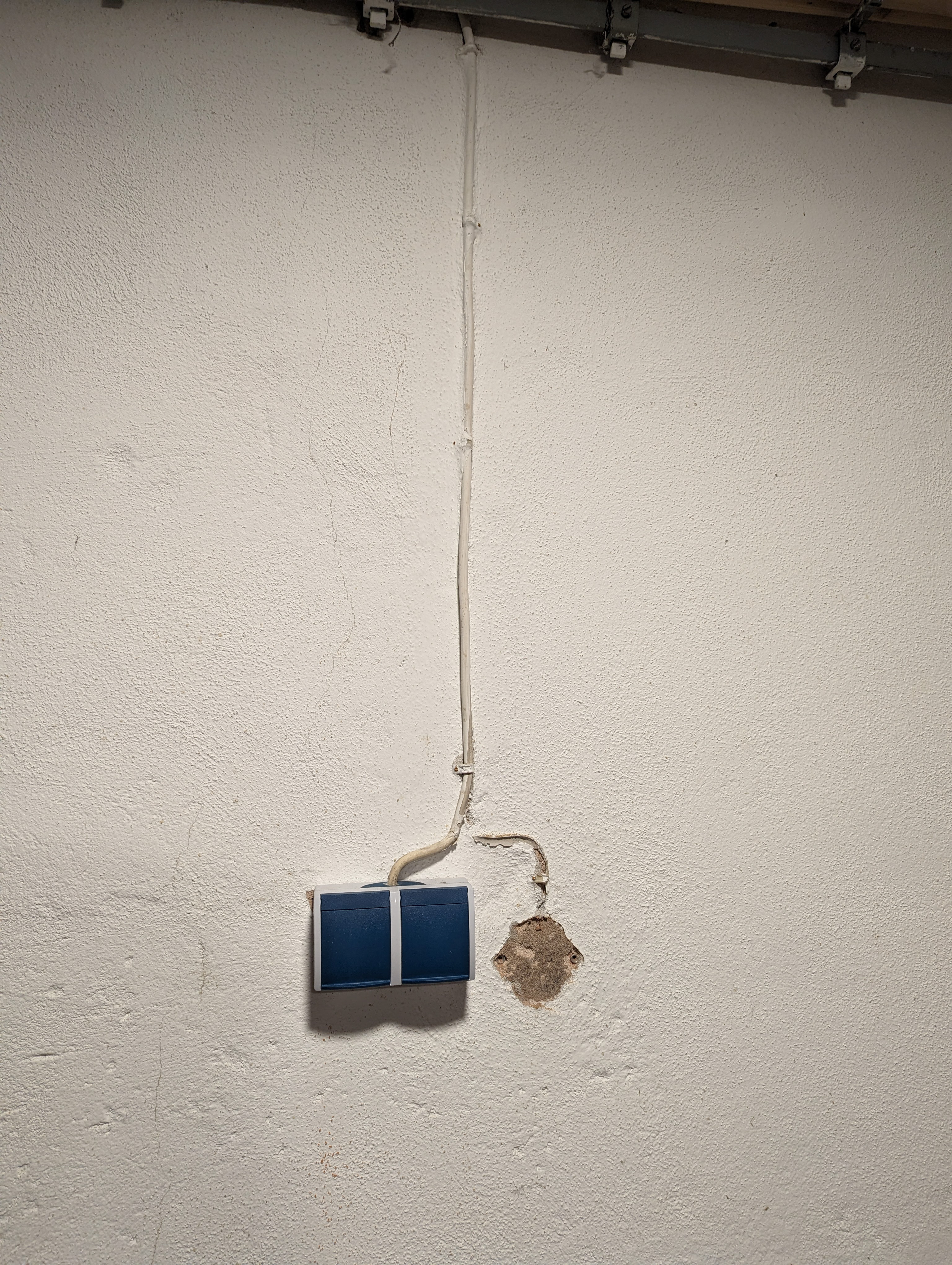 Holzwerken   Kellerwerkstatt 007